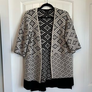 OVERSIZED COZY H&M black white monochromatic patterned short sleeve cardigan
